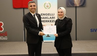 Kocaeli Büyükşehir’den avukatlara işaret dili eğitimi