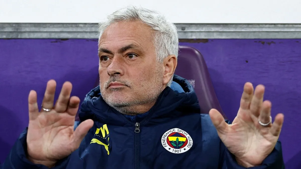 Jose Mourinho: “Türkiye’yi temsil eden tek Türk takımı olduğumuz için gururluyuz”